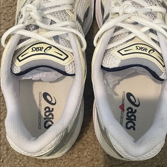 Asics Gel-Kayano 14 - Picture 6 of 7